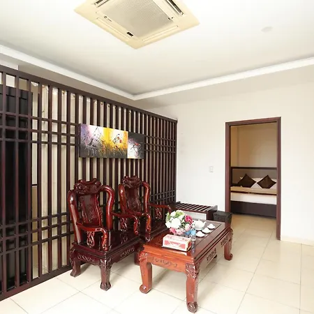 Golden Quang Tri Hotel Dong Ha Exterior photo