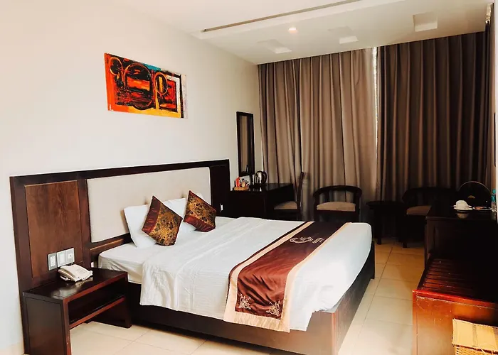 Golden Quang Tri Hotel